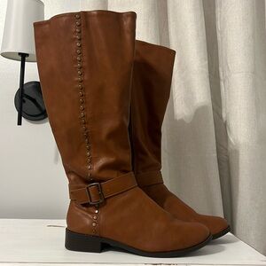 Torrid Knee brown buckle boots